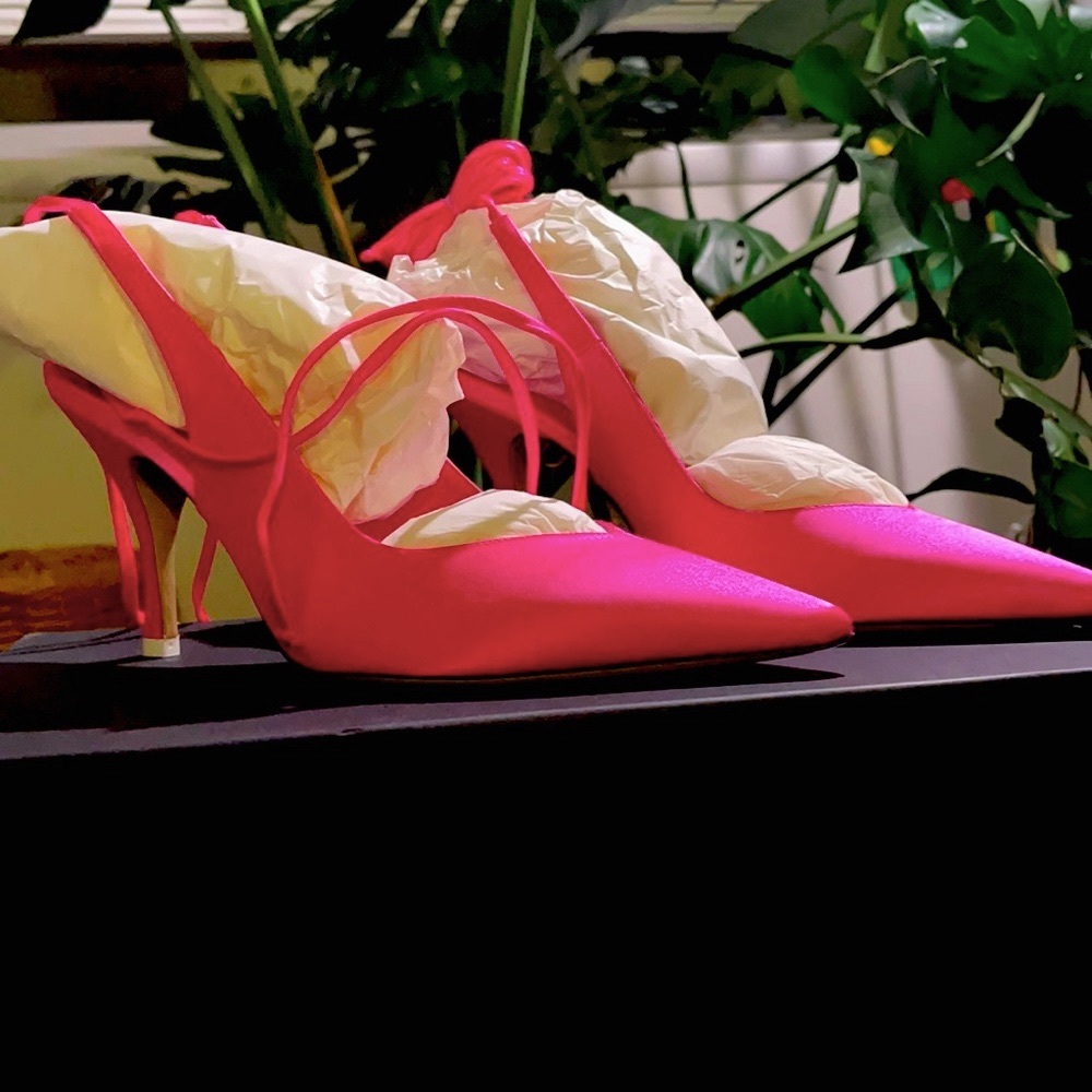 THE ATTICO VENUS SLINGBACK PUMPS. SATIN & LEATHER
